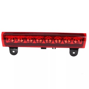 Feu stop LED monté haut M029 pour GMC Yukon 2000-2006, boîtier rouge, feu d'avertissement, prévention des collisions arrière - Product Image 1