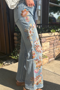 Pantalones Vaqueros Ajustados de Mezclilla con Bordado Floral Retro, 100% Algodón, Lavado Claro, Cintura Alta, para Mujer - Product Image 3