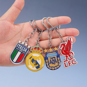 Đầy Màu Sắc Phim Hoạt Hình Phong Cách Kim Loại Xe Keychain Pha Lê Men Kẽm Hợp Kim Treo Trang Trí Hoàn Hảo Đội Ngũ Quốc Gia Fan Cung Cấp Quà Tặng - Product Image 2