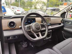 RICH EC75 LHD Furgoneta de Carga Eléctrica Versión Internacional Batería AVIC de 50kWh Carga de 1.2T 310km Furgoneta Eléctrica para Logística Urbana - Product Image 4