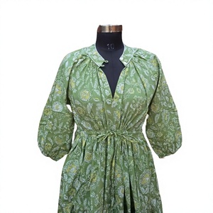 Hermoso Vestido Himanshi Hecho a Mano en India, 100% Algodón, Cuello en V, Estampado Floral, Cómodo, Casual, Midi, para Fiesta, Verano - Product Image 1