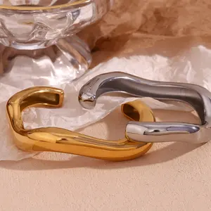 Brazalete de estilo de fusión exagerada, joyería chapada en oro, brazalete de acero inoxidable