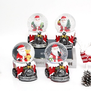 Vente flash, nouvelles boules à neige de Noël créatives personnalisées, boule à neige en polyrésine pour décoration de Noël, cadeau - Product Image 2