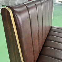 Ensemble de table et chaises de restaurant et café en cuir, style scandinave moderne, banquette demi-cercle, mobilier durable pour hôtel