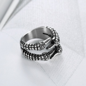 Anillo de Dedo Personalizado de Acero Inoxidable con Baño de Oro Rosa, Diseño Vintage de Garra de Dragón Negro, Estilo Punk, para Hombre y Mujer - Product Image 3