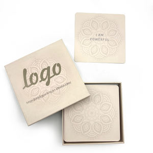 Mazzo di Carte Motivazionali Personalizzate con Citazioni Positive Settimanali in Formato Quadrato con Scatola Rigida e Supporto in Legno - Product Image 2