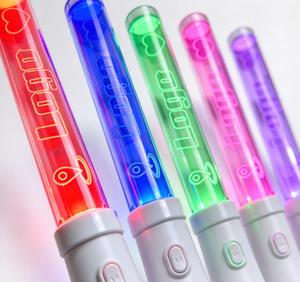 ABS+PC Laser Engraving Custom Logo <b>J</b>-<b>pop</b> Official Concert Cheering Stick 15 LED Colors 2.4GHz Remote 20 Zone 600m Range Portable - Product Image 3