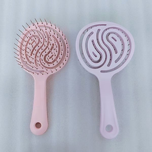 <span class=keywords><strong>Brosse</strong></span> à <span class=keywords><strong>cheveux</strong></span> ventilée incurvée avec poils en nylon, design coussin, poils flexibles <span class=keywords><strong>pour</strong></span> un séchage plus rapide, coiffage sans nœuds - Product Image 3
