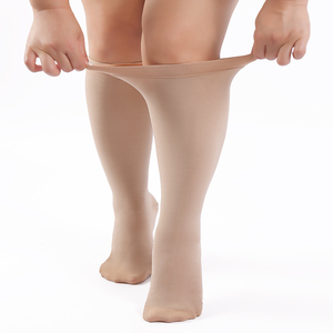 <span class=keywords><strong>Medias</strong></span> de venas varicosas de nivel moderado de talla grande 15-20 Mmhg <span class=keywords><strong>para</strong></span> mujer con alta compresión - Product Image 3
