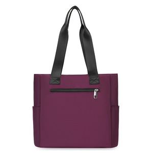 Sac fourre-tout en tissu Oxford pour femme, grande capacité, résistant à l'eau, minimaliste, sac à bandoulière pour tous les jours, printemps 2025 - Product Image 2