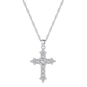 สร้อยคอจี้รูปกางเขนเงินแท้ 925 ชุบทอง 18K ประดับเพชรซิร์โคเนียจาก Dylam Women Fine Jewelry - Product Image 1
