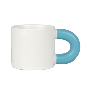 Taza de Cerámica Simple con Asa Gruesa, Color Sólido, para Café, Leche, Uso Doméstico, Regalo - Product Image 1