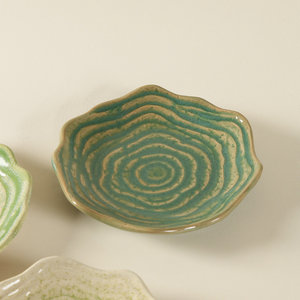 Platos de Postre Irregulares de Cerámica, Diseño Wabi Sabi Hecho a Mano, Patrón Degradado Verde, para Fiestas - Product Image 3