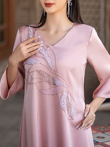 Vestido Elegante con Cuello en V, Manga Tres Cuartos, Adornado con Cuentas, Estilo Jacquard Satinado de Oriente Medio, Europa y América - Product Image 5