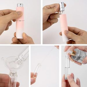 Flacon portable triangulaire en ABS de 10 ml pour parfum et huiles essentielles, avec logo personnalisé, luxe, voyage, rechargeable, pompe pour soins personnels et beauté - Product Image 4