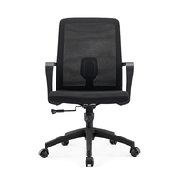Chaise de bureau en tissu maillé noir avec soutien lombaire Bureau d'ordinateur du personnel de l'hôtel Hilton au Pakistan