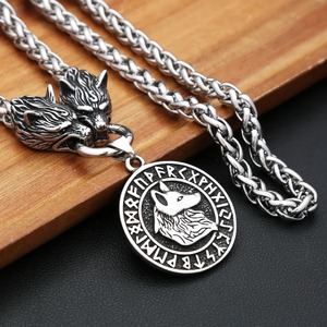 Yunnique Collier pour homme en acier inoxydable avec pendentif tête de loup viking et runes, chaîne de pull motif animal du zodiaque, bijou cadeau - Product Image 1