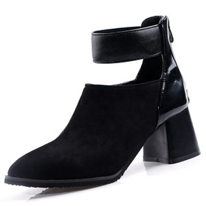 Botines de tacón cuadrado para mujer, botines de tacón grueso, zapatos sexys con punta en pico y correa en el tobillo, botines cortos de invierno, zapatos de tacón. - Product Image 1