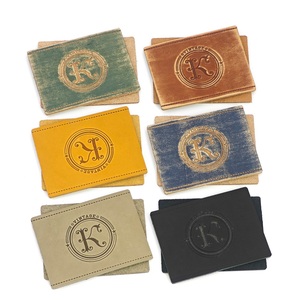 Étiquette en cuir véritable personnalisée pour jeans, étiquette en cuir véritable embossée, patch logo personnalisé pour sacs, sacs à main, vêtements - Product Image 1