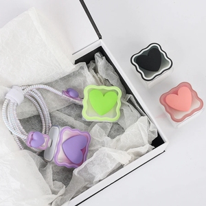 Màu Xanh Lá Cây Trái Tim Dễ Thương Trường Hợp Đối Với <span class=keywords><strong>Apple</strong></span> 18/20W Sạc Bảo Vệ Tay Áo Set Đối Với iPhone 14 13 Pro Max Hình Trái Tim Sạc Cáp Cuộn - Product Image 6