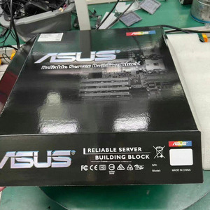 Carte mère Z13PE-<span class=keywords><strong>D16</strong></span> double socket LGA 4677 <span class=keywords><strong>Intel</strong></span> Xeon Scalable 4e/5e génération - Product Image 2