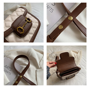 2024 가을 겨울 여성 퀼트 안장 가방 스터드에 뜨거운 판매 숙녀 패션 메신저 가방 전화 가방 도매 - Product Image 6