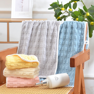 Juego de Toallas de Baño de Felpa Coral, 75x35 140x70, Secado Rápido, Color Sólido, para Uso Doméstico - Product Image 3