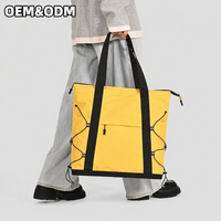 Sac à dos de voyage 2 en 1 en nylon imperméable personnalisé avec fermeture à cordon et compartiment pour ordinateur portable pour la randonnée et les trajets quotidiens
