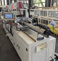 Machine automatique en acier inoxydable pour le collement de raccords de collecteur de tuyauterie de refroidissement liquide CDU pour les raccords en T et les collecteurs de tuyaux