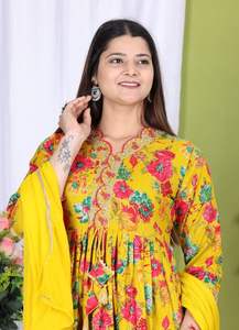 Nouvelle tenue Sharara ethnique en rayonne, best-seller, avec Dhoti et Dupatta élégant pour les fêtes, en matériaux recyclés, toutes saisons - Product Image 5