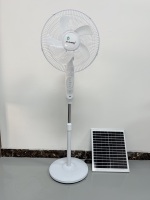 Ventilateur sur pied solaire rechargeable AC/DC HiEnergy 16 pouces avec lumière LED, ventilateur sur pied solaire 18 pouces avec télécommande