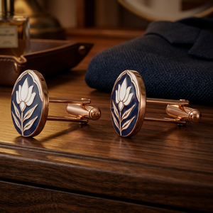 Elegantes Mancuernillas de Latón Hechas a Mano con Diseño de Flor de Loto Esmaltada para Ropa Formal Masculina y Regalos de Cumpleaños - Product Image 5