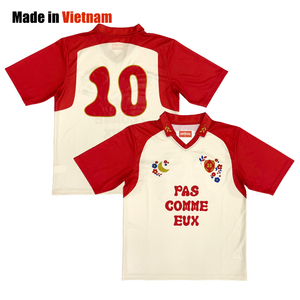 เสื้อฟุตบอลผ้าโพลีเอสเตอร์แบบย้อนยุคเสื้อฟุตบอลทรงโอเวอร์ไซส์พิมพ์ลายซับลิเมชันตามสั่ง - Product Image 1