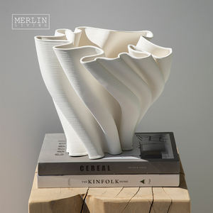 Merlin Living 3D-Druck <span class=keywords><strong>Vase</strong></span> Weiße <span class=keywords><strong>Vase</strong></span> Blume Moderne Heimdekoration Nordische <span class=keywords><strong>Vase</strong></span> Chaozhou Keramikfabrik Großhandel OEM ODM - Product Image 3