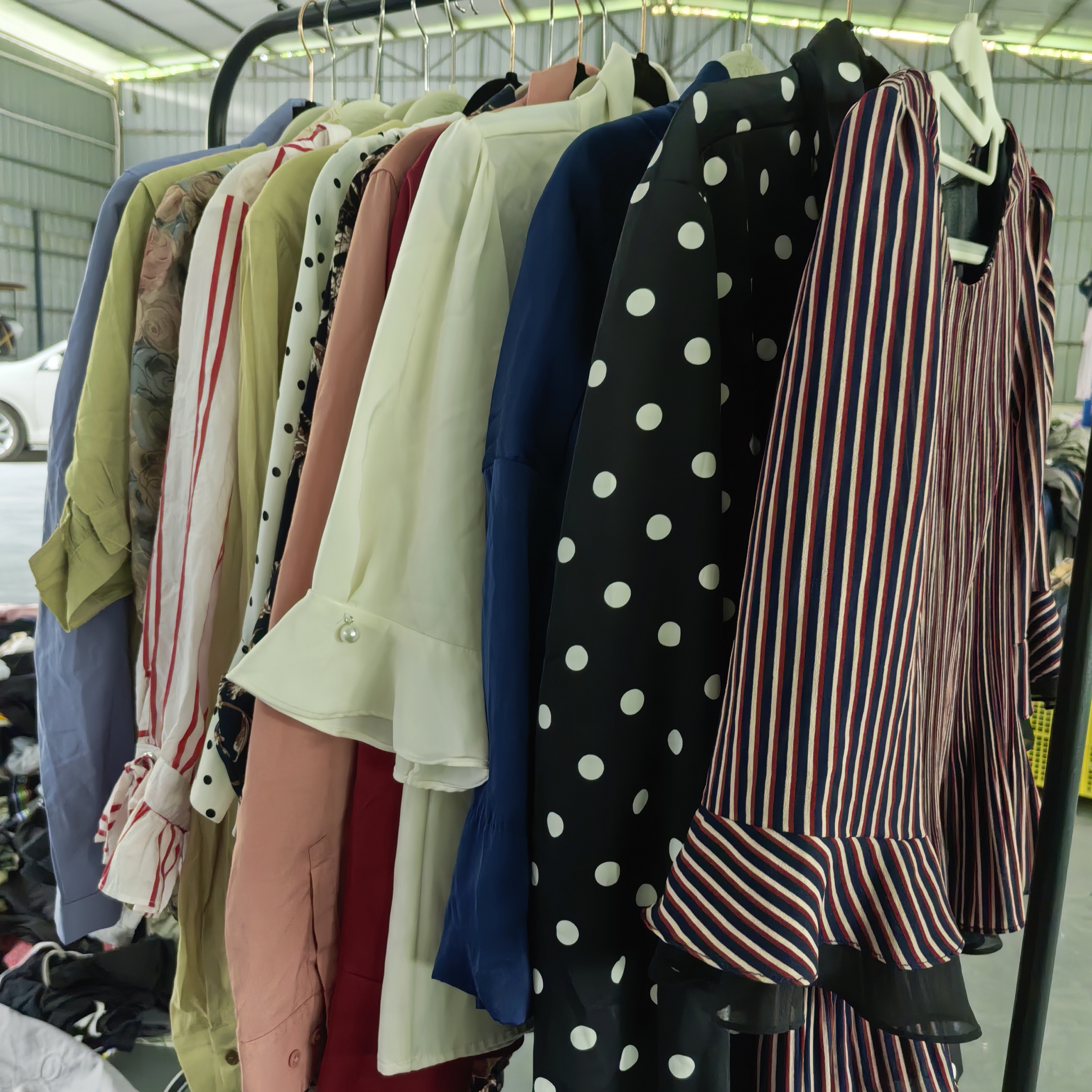 Thrift Store Second Hand Clothes Online Shop Europe 26+ Thousand - Main Image