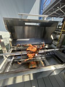 Griglia a Carbone Motorizzata da Esterno Spartan Spit Roaster con Coperchio per Barbecue - Vendita Diretta dalla Fabbrica - Product Image 5