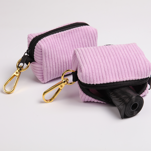 Luxe, gewatteerde corduroy hondenharnas met poepzakhouder, halsband en riem voor bruiloften, schattig design - Product Image 4