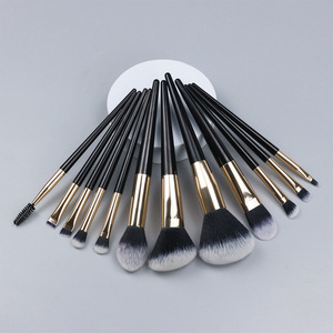 Juego de brochas de maquillaje de pelo sintético con forma plana para maquillaje, suministro transfronterizo desde Dongguan - Product Image 3