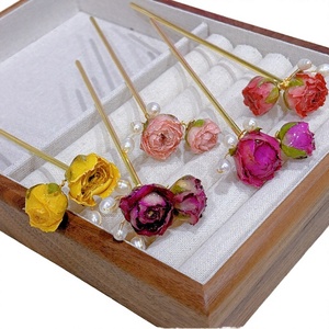 Horquillas para el cabello de aleación de moda, hechas a mano con pegamento y flores naturales, accesorios de joyería para mujeres y niñas. - Product Image 2