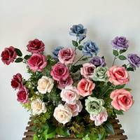 Pas cher Belle Faux Soie Rose Branches Roses Artificielles 3 Têtes pour Toile de Fond de Mariage
