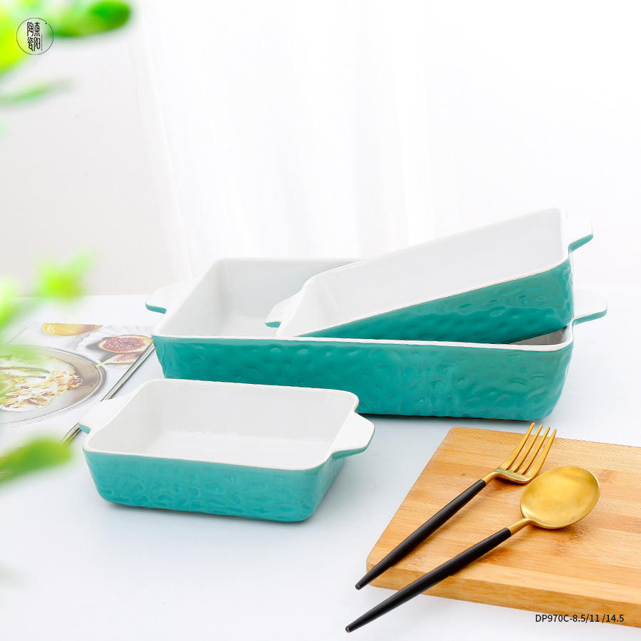 สีเขียวเข้ม