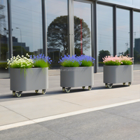 Jardinière de fleurs combinée moderne commerciale avec drainage pour la plantation d'intérieur d'entrée de centre commercial d'hôtel pour l'expédition avec des roues