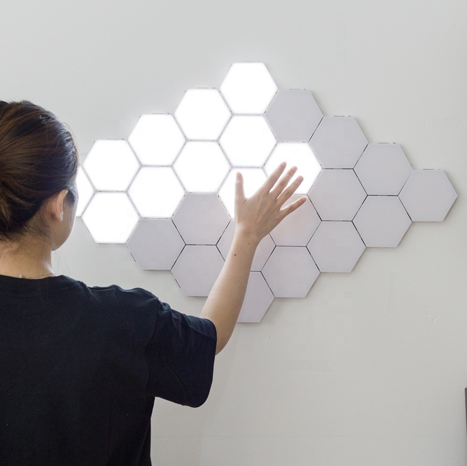 Luz Led Hexagonal magnética con Sensor táctil para el hogar, lámpara de noche cuántica con panel de abeja para pared