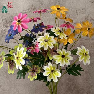 Bouquet de fleurs artificielles en soie Hua Ding, marguerites faites à la main, décoration de mariage, branche unique - Product Image 1