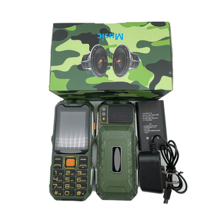 Hot bán Q8-1 4G Ba chống Elder Tính năng phonebattery điện thoại gồ ghề LED Đèn pin SOS Dual <span class=keywords><strong>Sim</strong></span> 4G điện thoại thông minh - Product Image 4