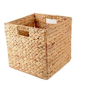 Cesto de Almacenamiento Multifuncional Plegable Cuadrado, Tejido a Mano con Jacinto de Agua Natural, Estilo Nórdico, Ecológico, a Precio Económico - Product Image 1