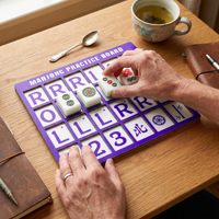 Planche d'entraînement au mahjong pour un joueur, planche d'entraînement au mahjong solo |   Boîte en bois à 2 étages, 7,3''x6,5'', prête à offrir, durable