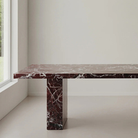 Table à manger rectangulaire en marbre Rosso Levanto de style scandinave moderne de luxe Kumusi avec finition polie 8 places