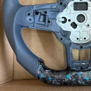 Volant en fibre de carbone pour Volkswagen <span class=keywords><strong>Golf</strong></span> 7 7.5 MK7 VW <span class=keywords><strong>Golf</strong></span> <span class=keywords><strong>6</strong></span> MK6 7.5 <span class=keywords><strong>GTI</strong></span> GTD GTE R Polo <span class=keywords><strong>GTI</strong></span> Tiguan <span class=keywords><strong>DSG</strong></span> Passat Scirocco - Product Image 5