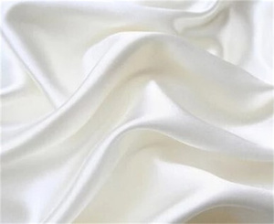 <span class=keywords><strong>Tissu</strong></span> <span class=keywords><strong>satin</strong></span>é brillant 100 % polyester, prêt à être expédié, 700 couleurs en stock, prix abordable pour doublures et vêtements pour filles - Product Image 5